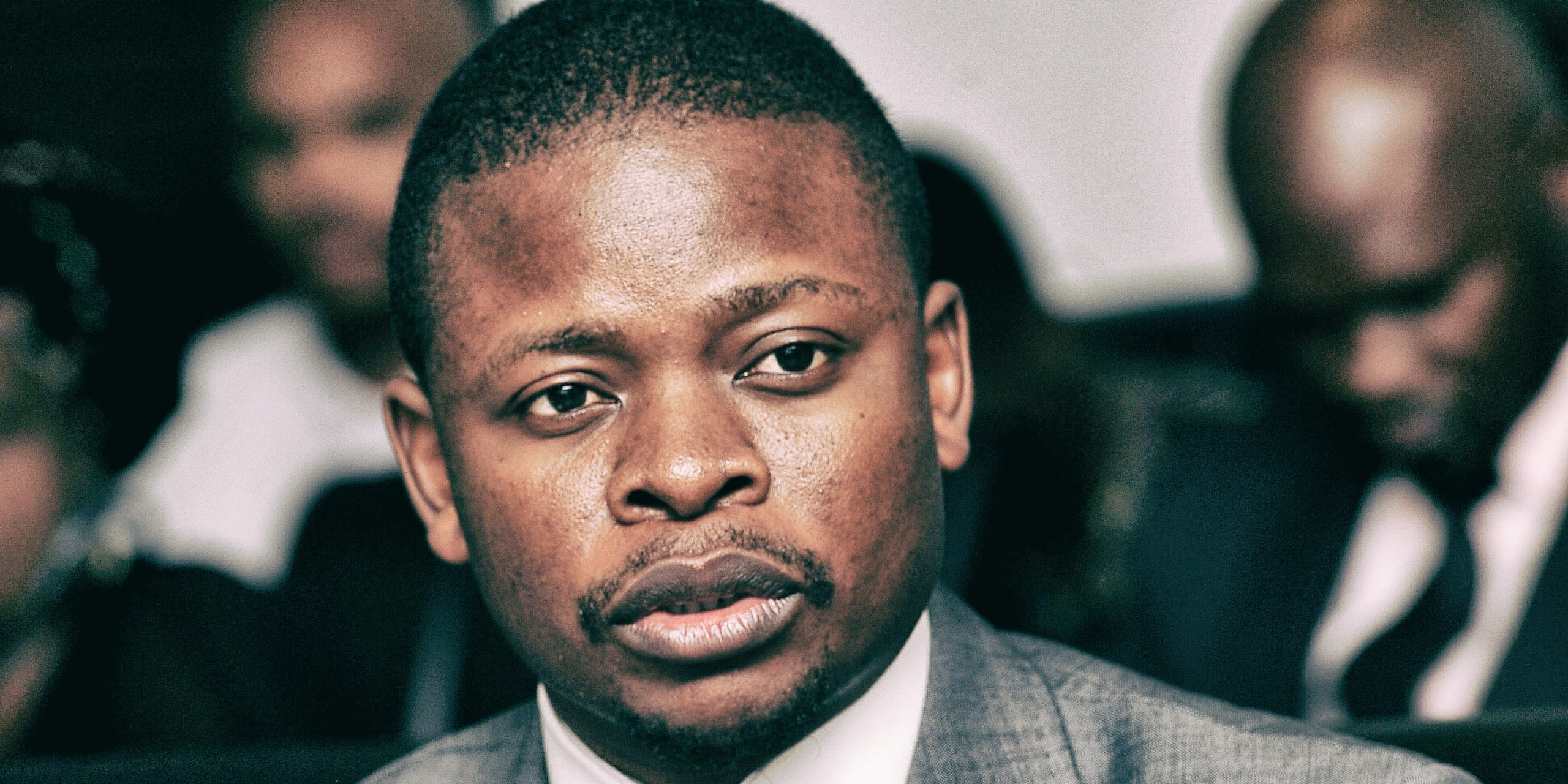 Download Shepherd Bushiri Airways Pictures