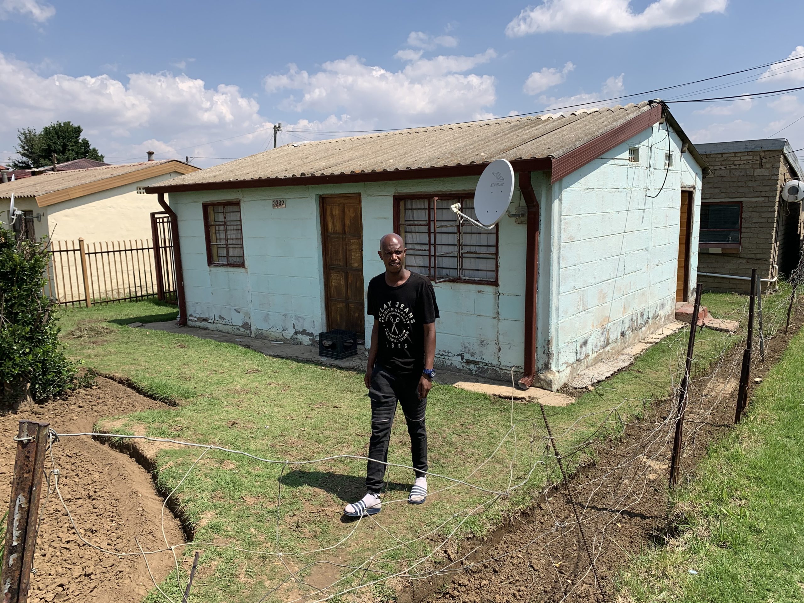 Asbestos Housing Project Ace Magashule Appears In Court While Free State Residents Deny Knowing Of Any Project To Replace Asbestos Roofs