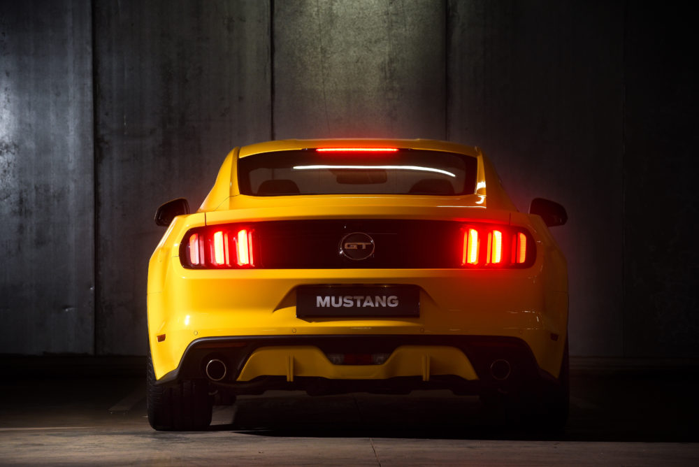 Ford Mustang 5.0 V8 Fastback: Galloping racehorse – o...